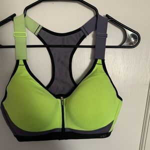 VS Sports Bra